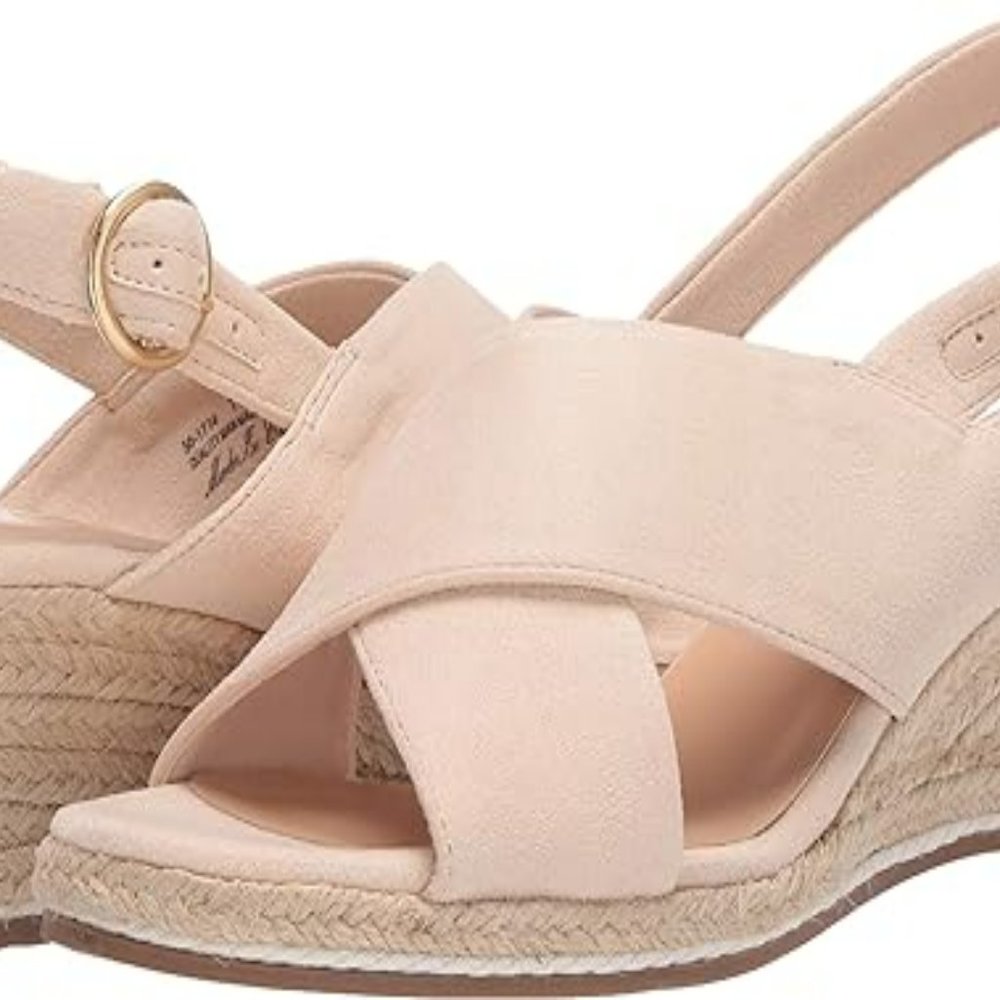 Bella Vita Women's Espadrille Wedge Sandal Cream Suede Size 7.5WW
